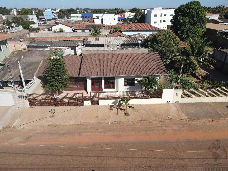 Casa no Centro de LEM-BA